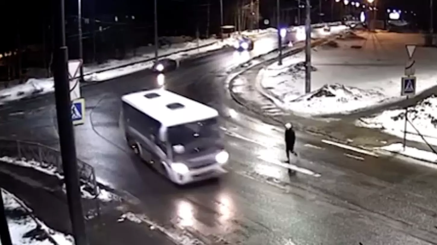 Еще одного водителя автобуса наказали за нарушение ПДД в Петрозаводске