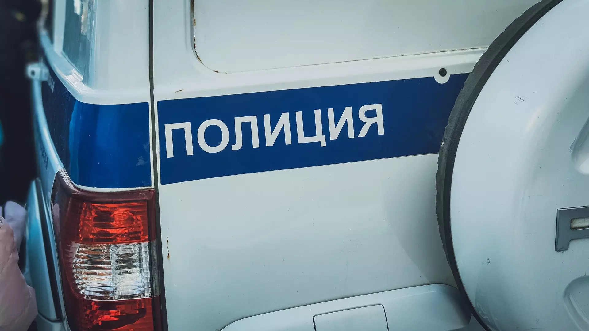 С участниками стрельбы у школы в Петрозаводске работает полиция
