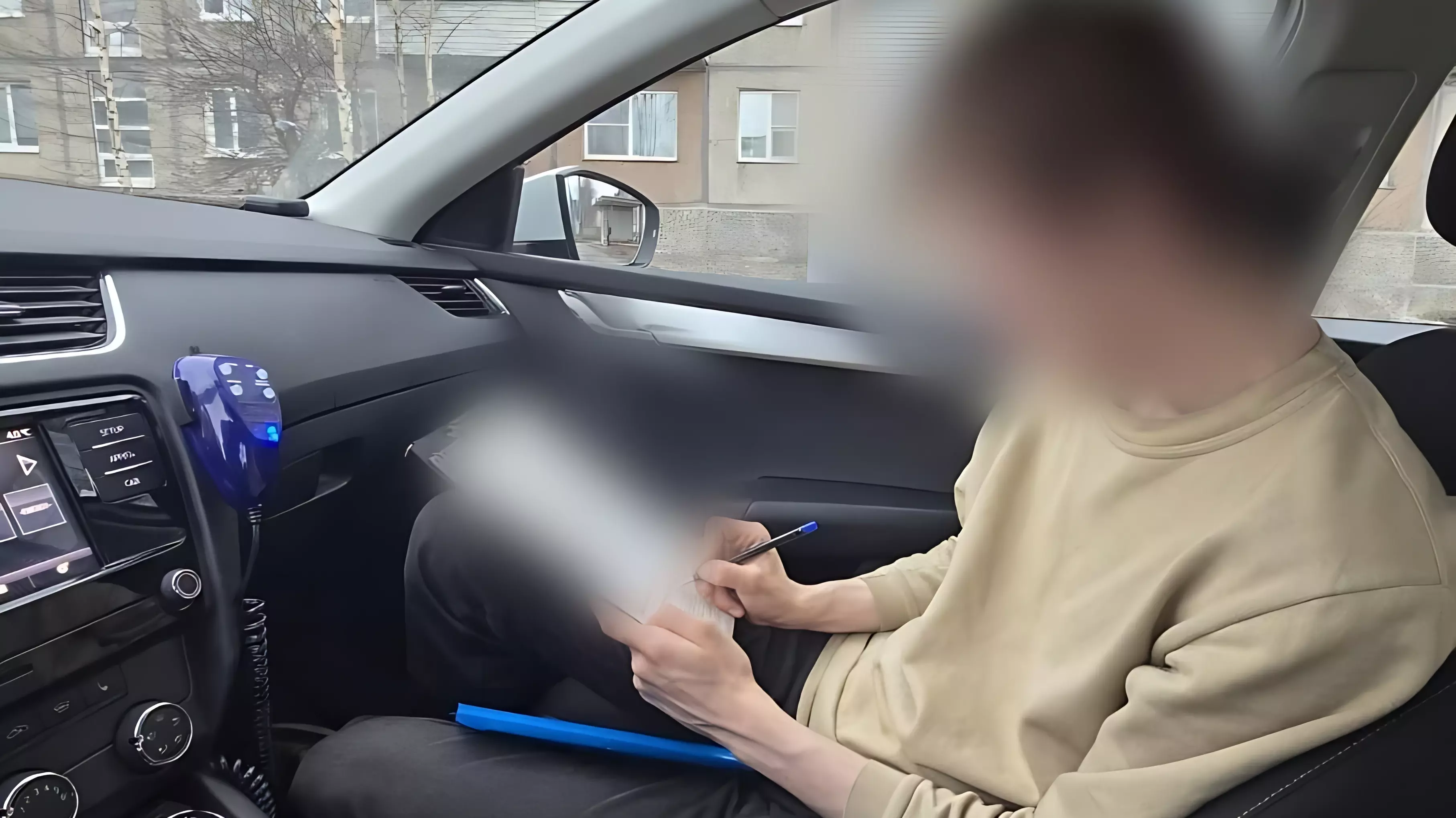 Петрозаводчанин без прав возил ребенка по городу на автомобиле