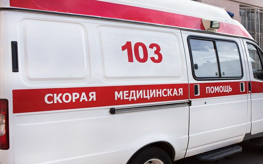 Водитель иномарки устроил гонки с машиной скорой помощи в Петрозаводске