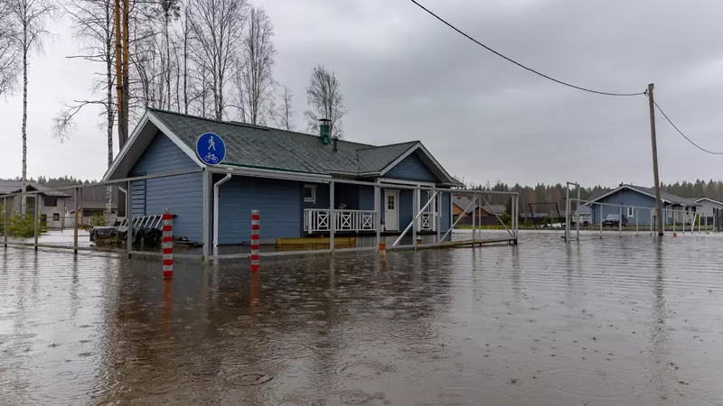 Фотограф показал потоп в поселке недалеко от Петрозаводска