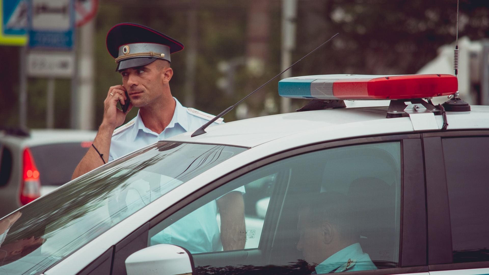 В ГИБДД Петрозаводска напомнили, что будет за езду без прав на авто покойника