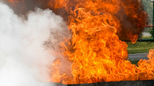 Понедельник в Карелии: рекордная жара, лесные пожары и новые жертвы ковида