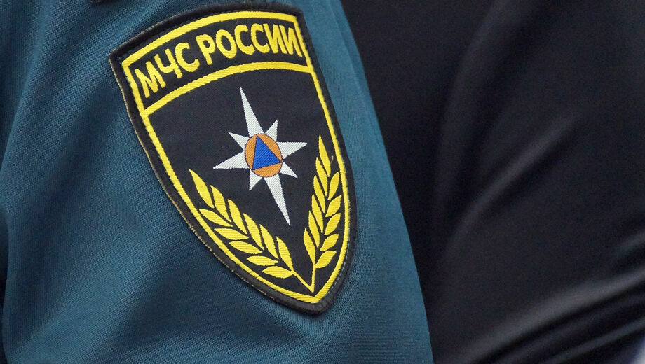 В запертой квартире в Петрозаводске нашли труп женщины