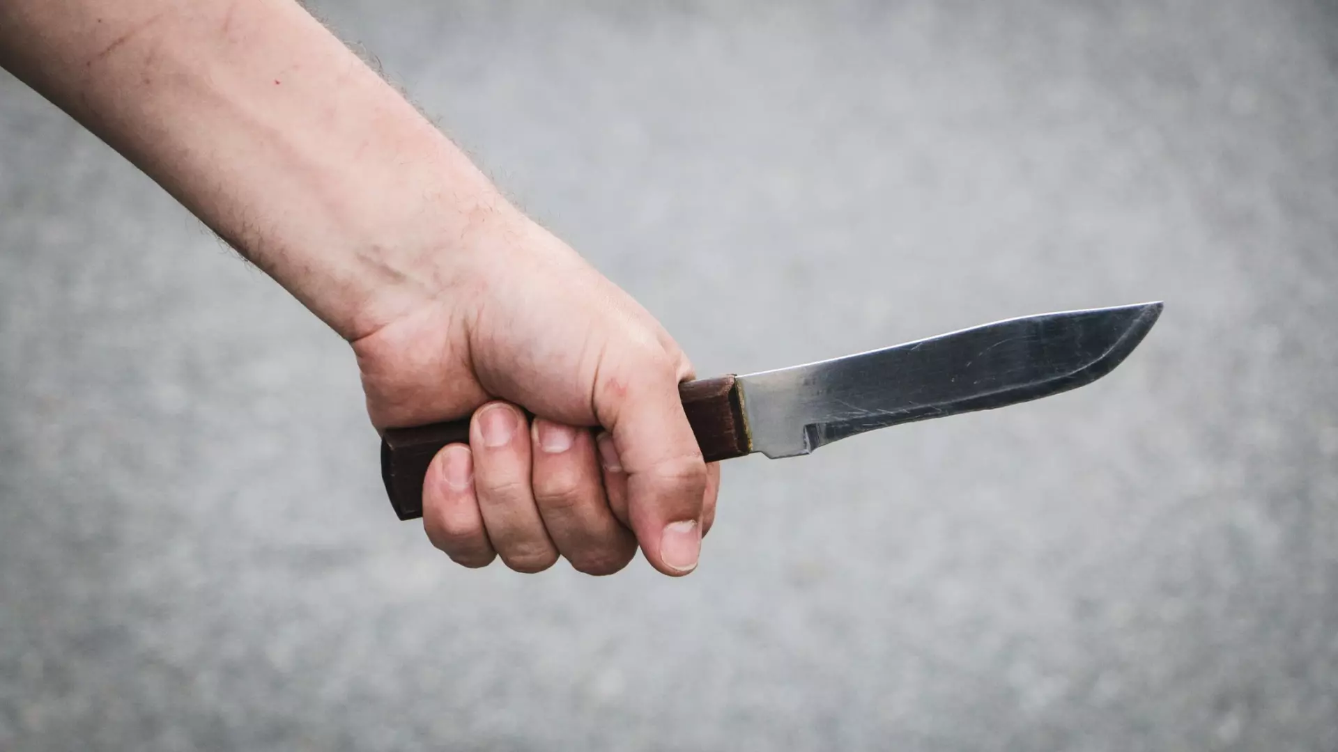 Жительница Карелии ножом защитилась от обвинений в измене с соседом