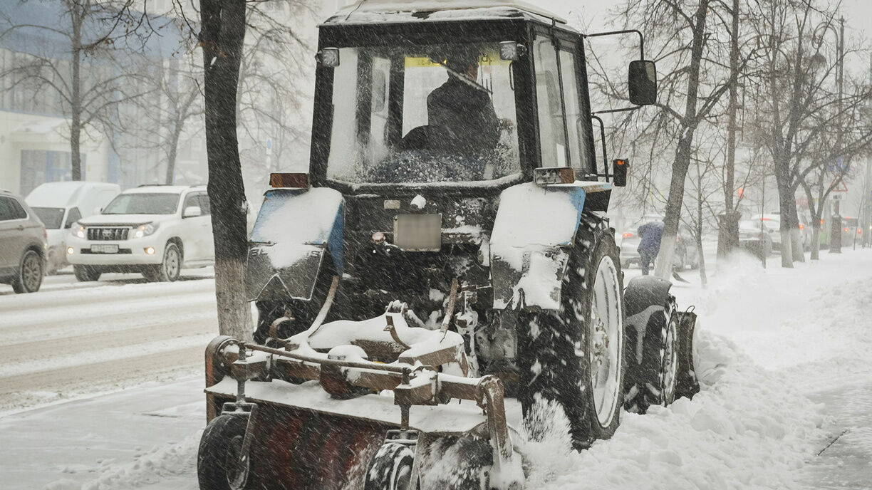 Мэрия Петрозаводска срочно ищет дополнительные деньги на уборку снега