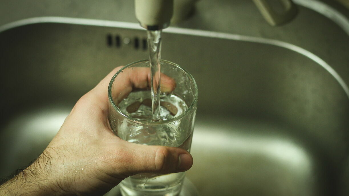 Балласт и баланс: кто способен вернуть чистую воду в жилые дома Карелии