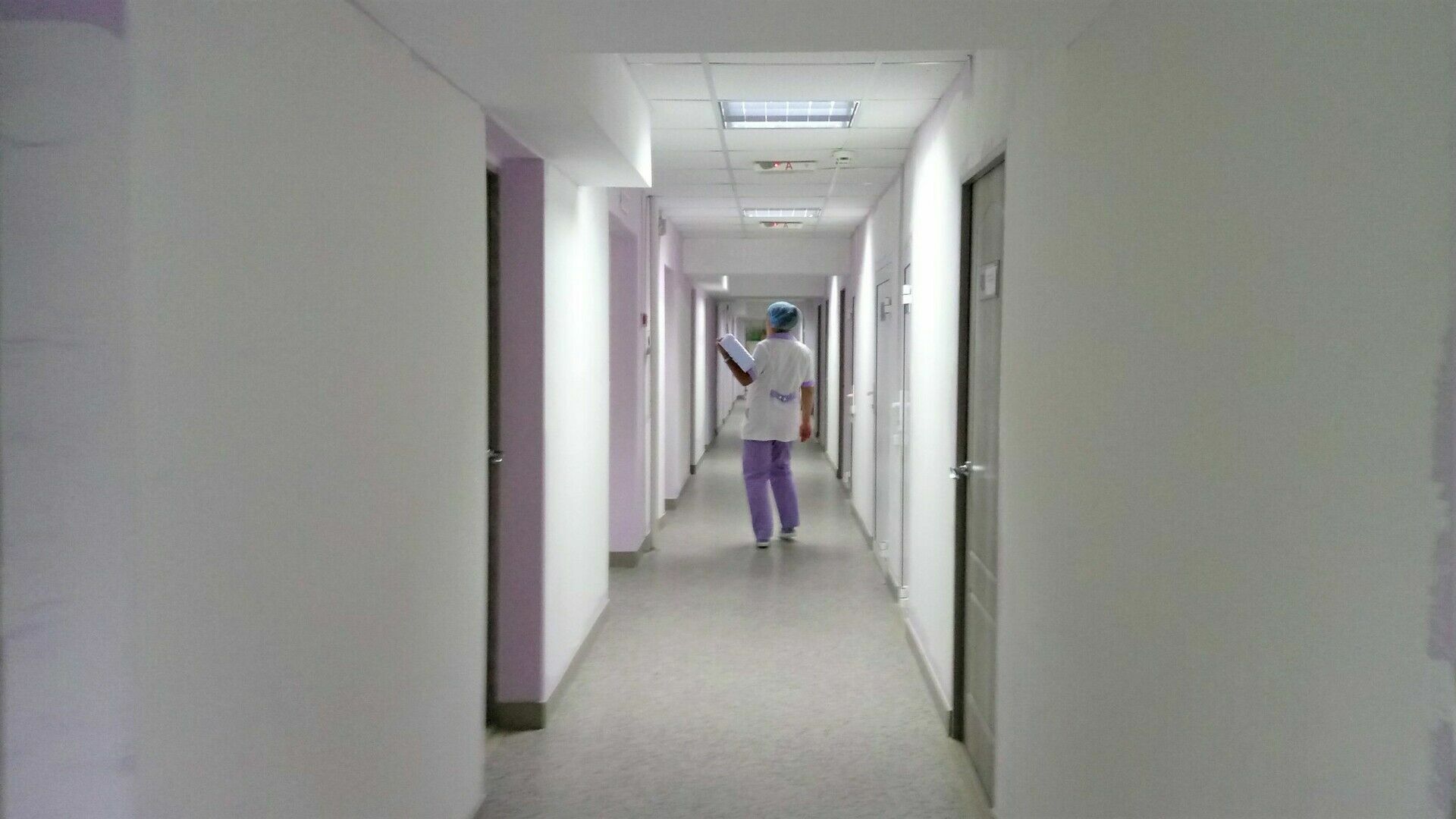 Жители Карелии продолжают поступать в больницы с внебольничной пневмонией