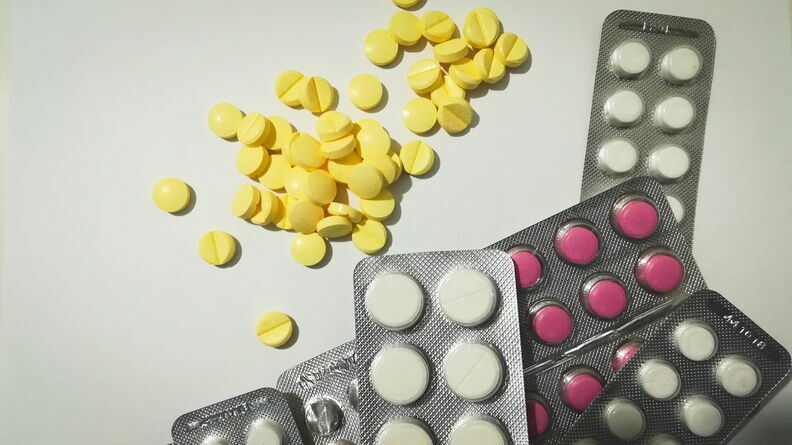 Спроса нет: аптеки в Карелии не спешат заказывать лекарства от коронавируса
