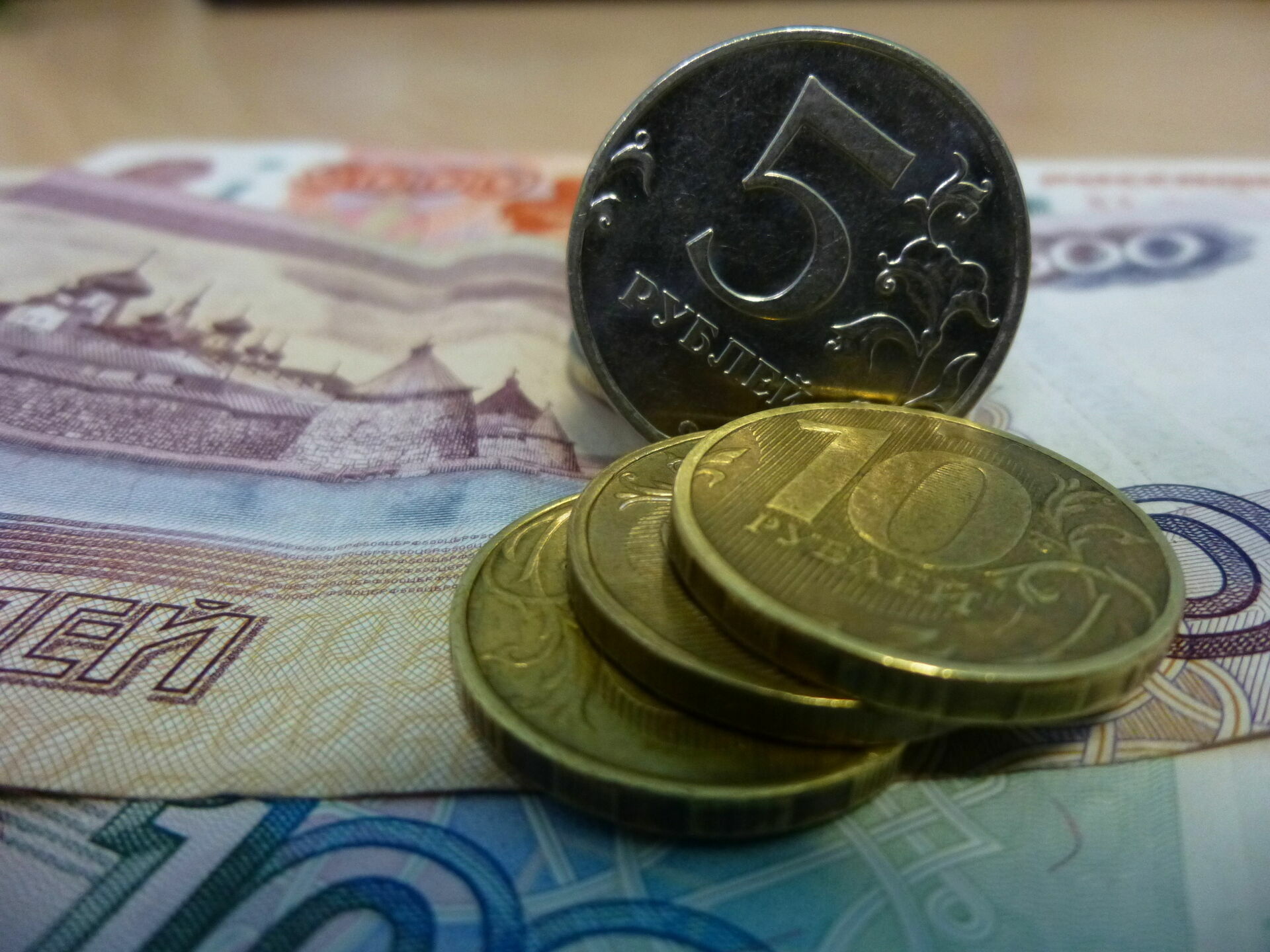 Карелия вошла в тройку регионов СЗФО с самыми высокими темпами роста зарплат