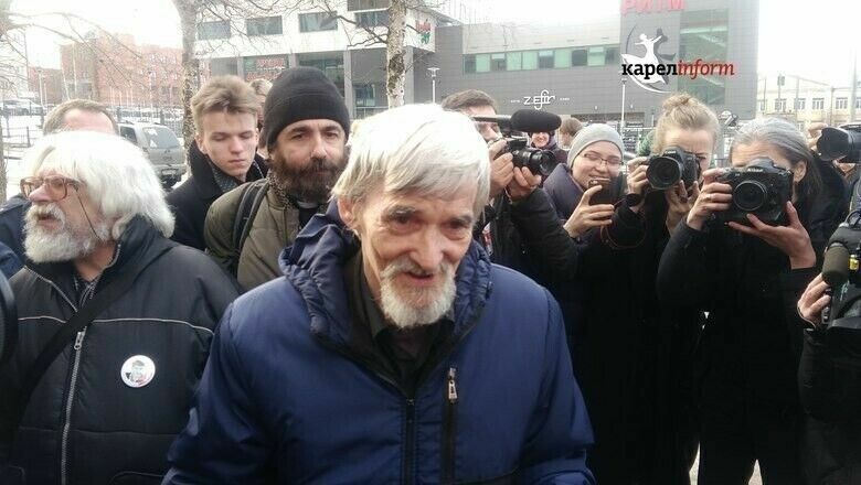 Болезнь адвоката осложнила суд по делу историка Юрия Дмитриева