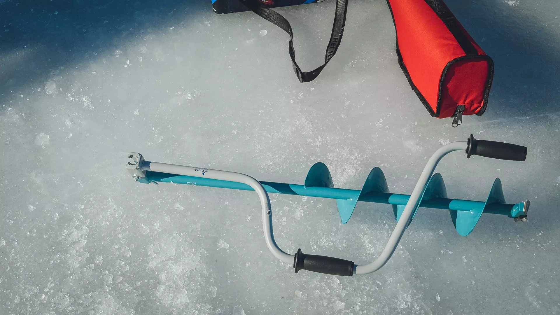 На севере Карелии двое мужчин замерзли насмерть на рыбалке
