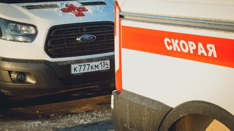 В Петрозаводске водитель зажал женщину, которая выходила из другой машины