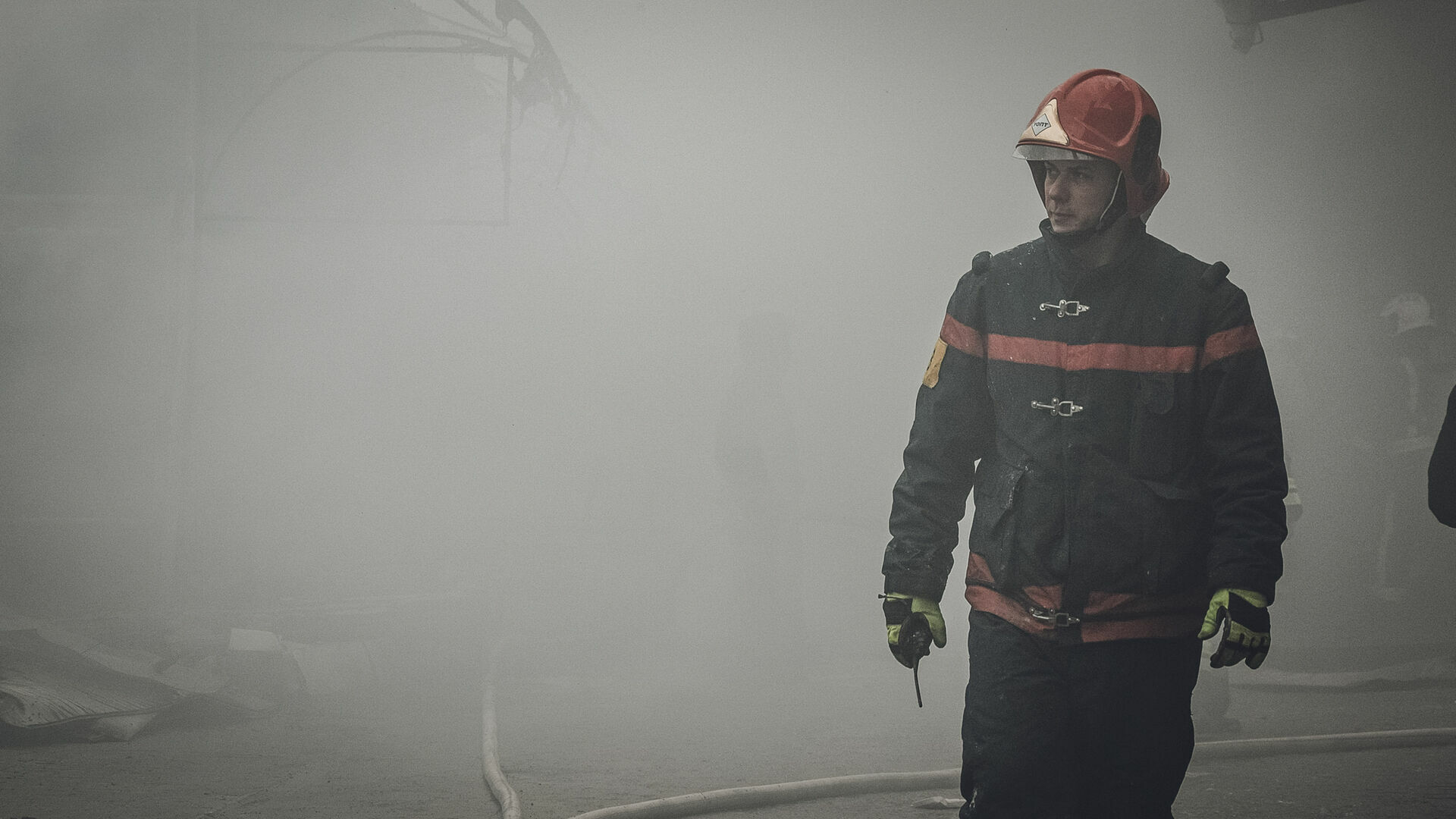 В МЧС рассказали, когда ликвидируют пожар в районе Карелии
