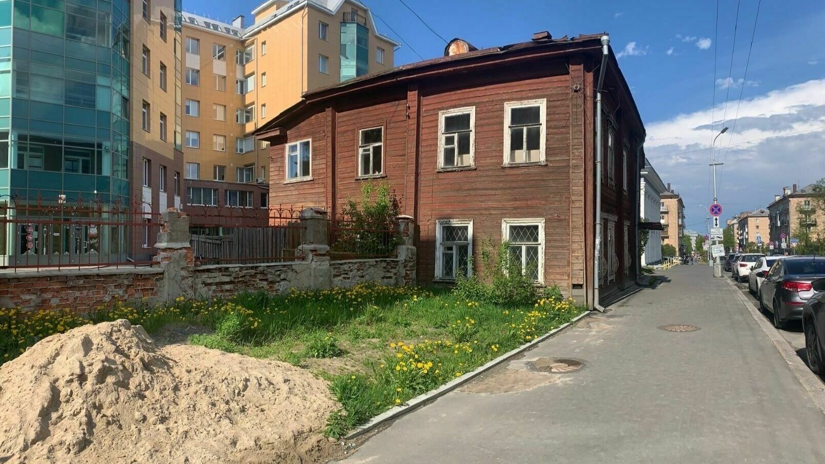 В Петрозаводске при разборке Дома Захаровых обнаружили неожиданную находку