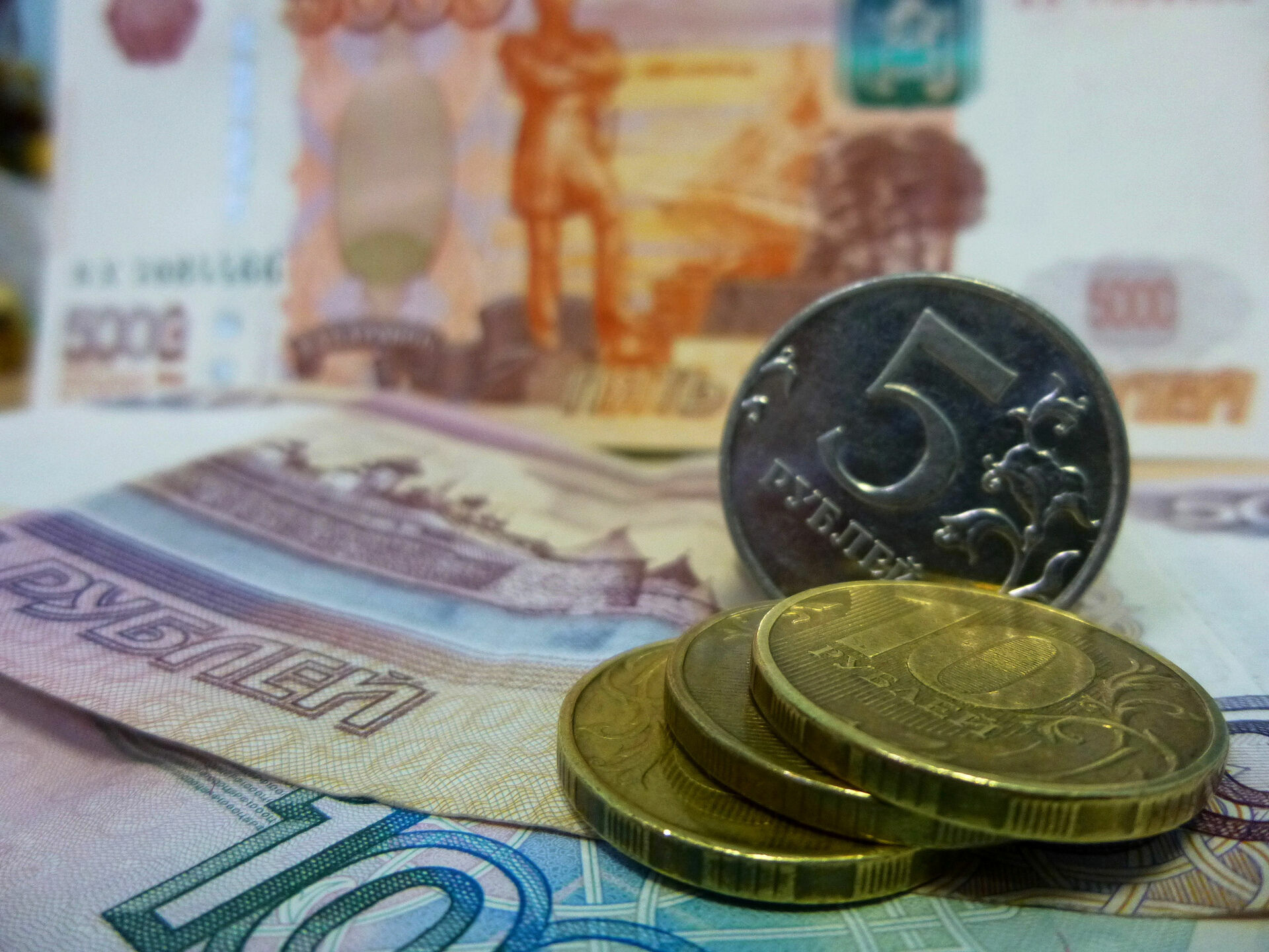 Транспортный налог в России начнут платить по-новому