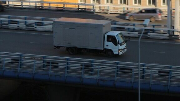 На трассе в Карелии возобновили движение грузовиков после непогоды