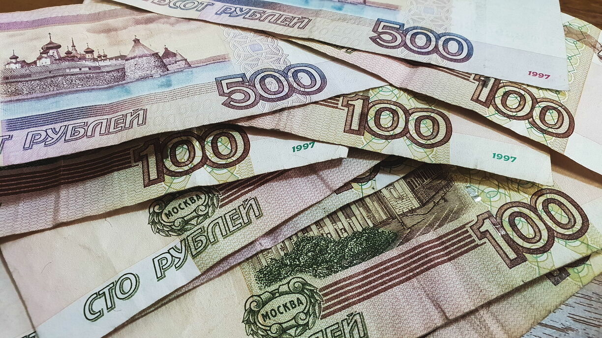 К зарплатам работников госучреждений в Карелии «добавили» профстандарты