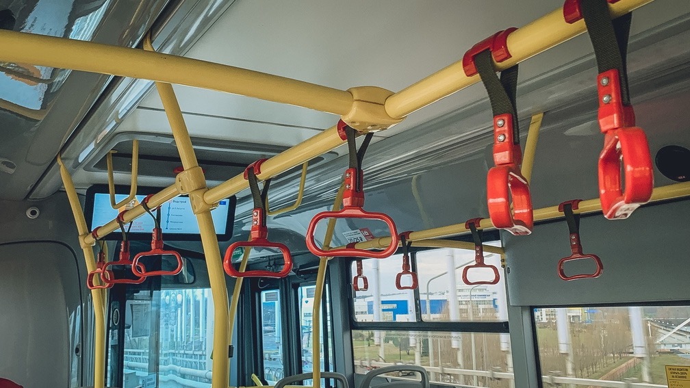 В Петрозаводске водитель автобуса грубо нарушил правила дорожного движения