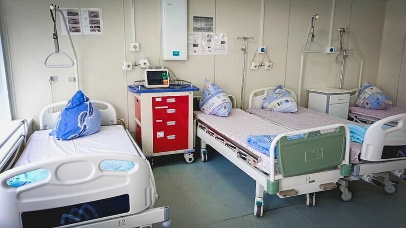В больницах Карелии вновь начали разворачивать «ковидные койки»