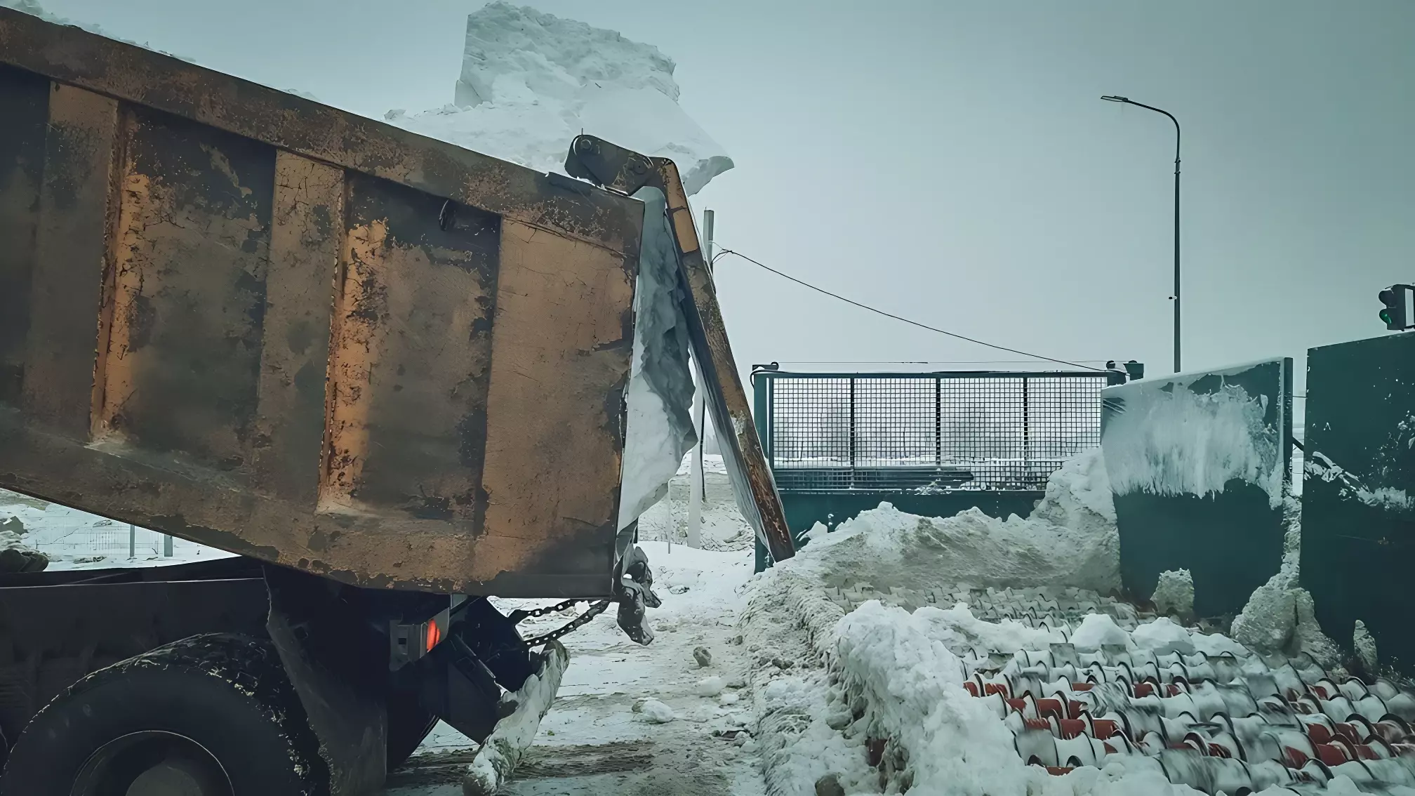 В Петрозаводске исчерпаны лимиты на вывоз снега