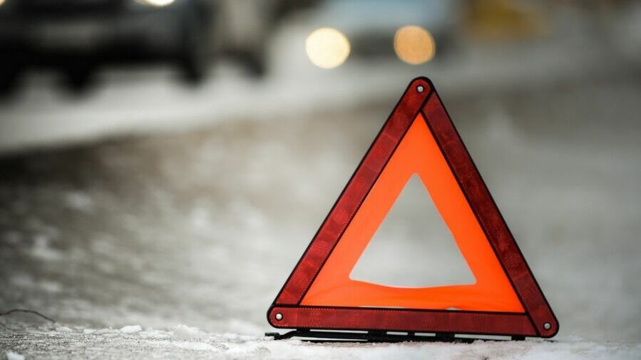 «Машина в труху»: житель Карелии погиб в ДТП с участием снегоуборочной машины