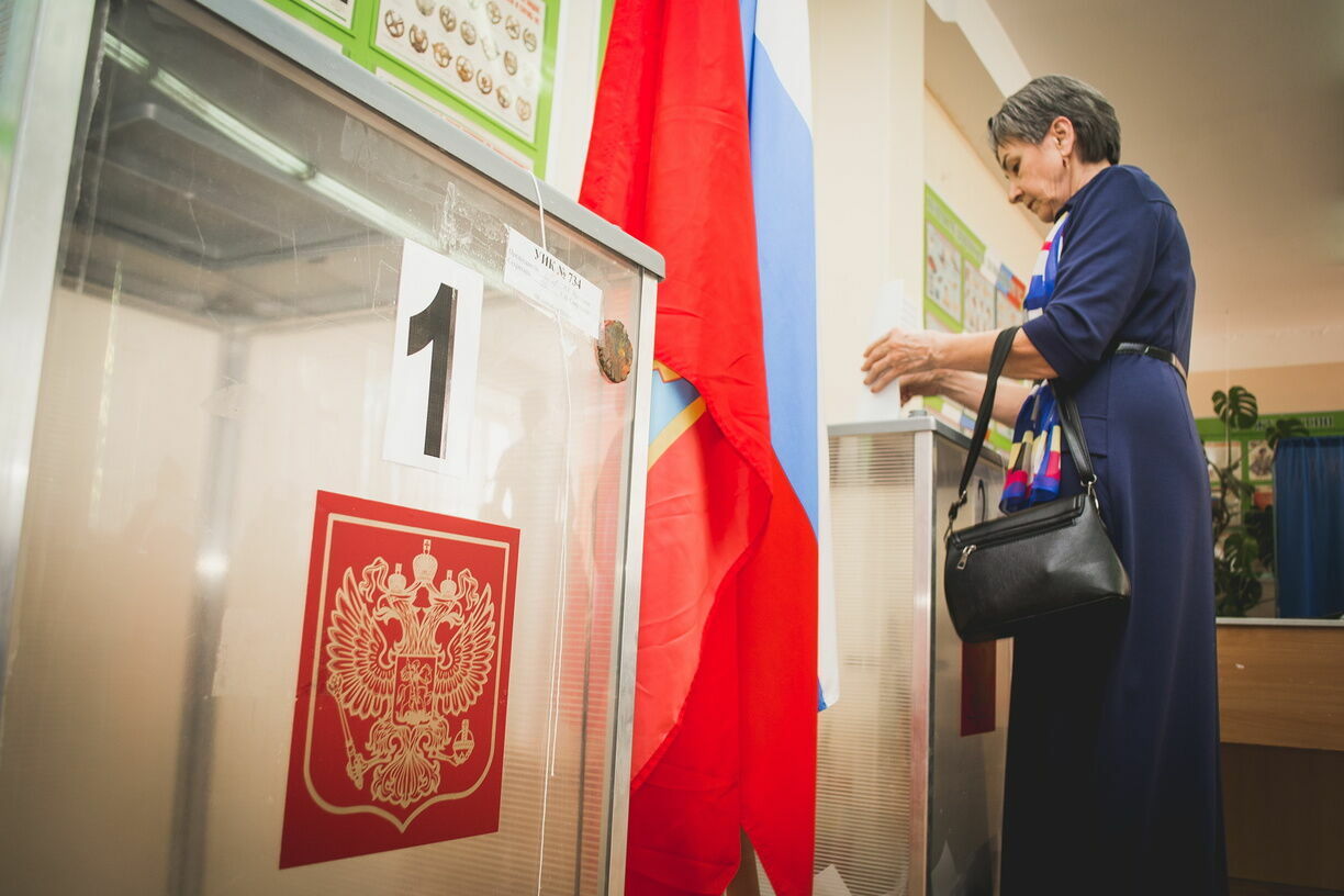 Два кандидата на пост главы Карелии снялись с выборов