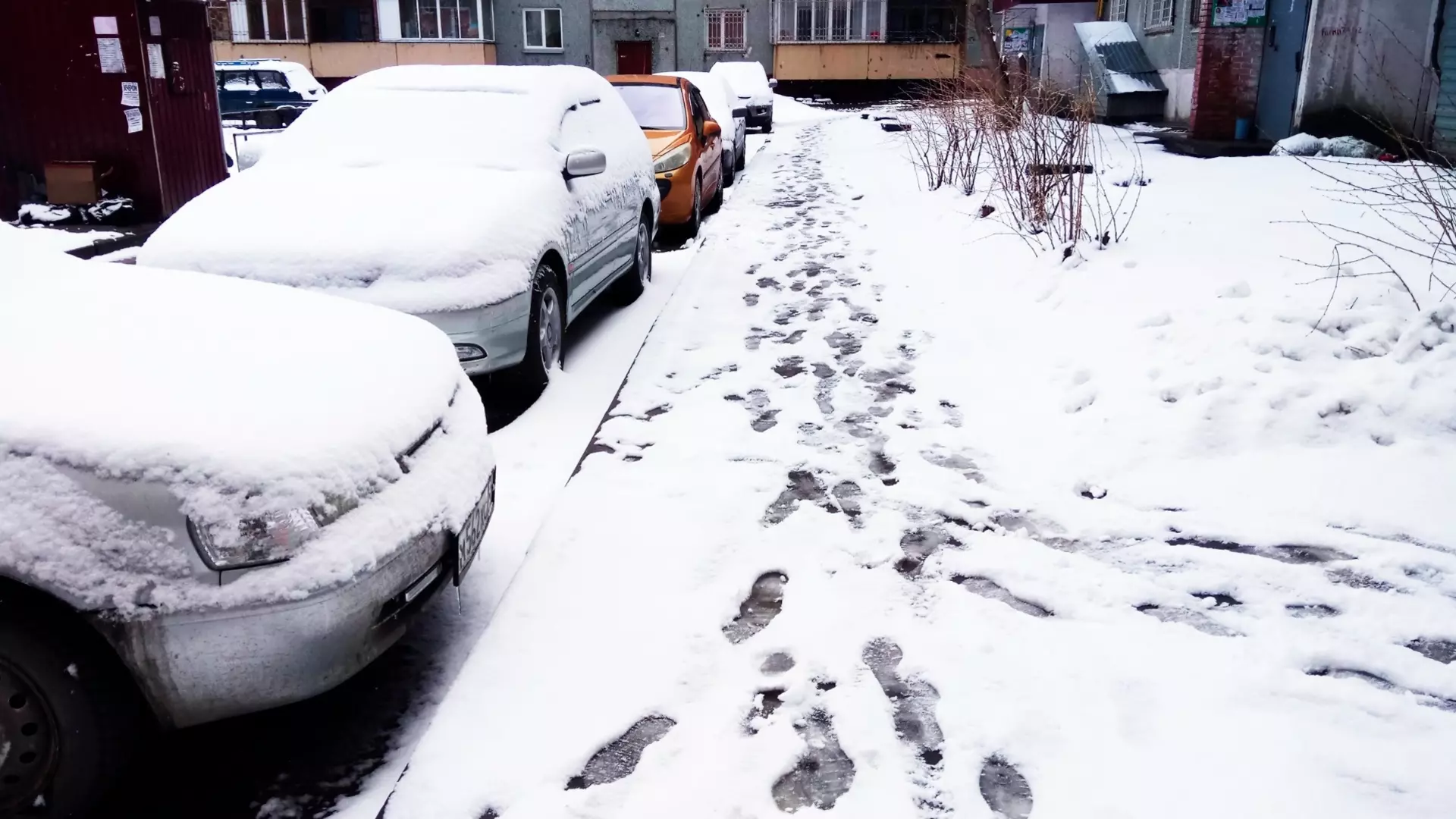 Карельских водителей предупредили о возможных снегопадах и гололеде