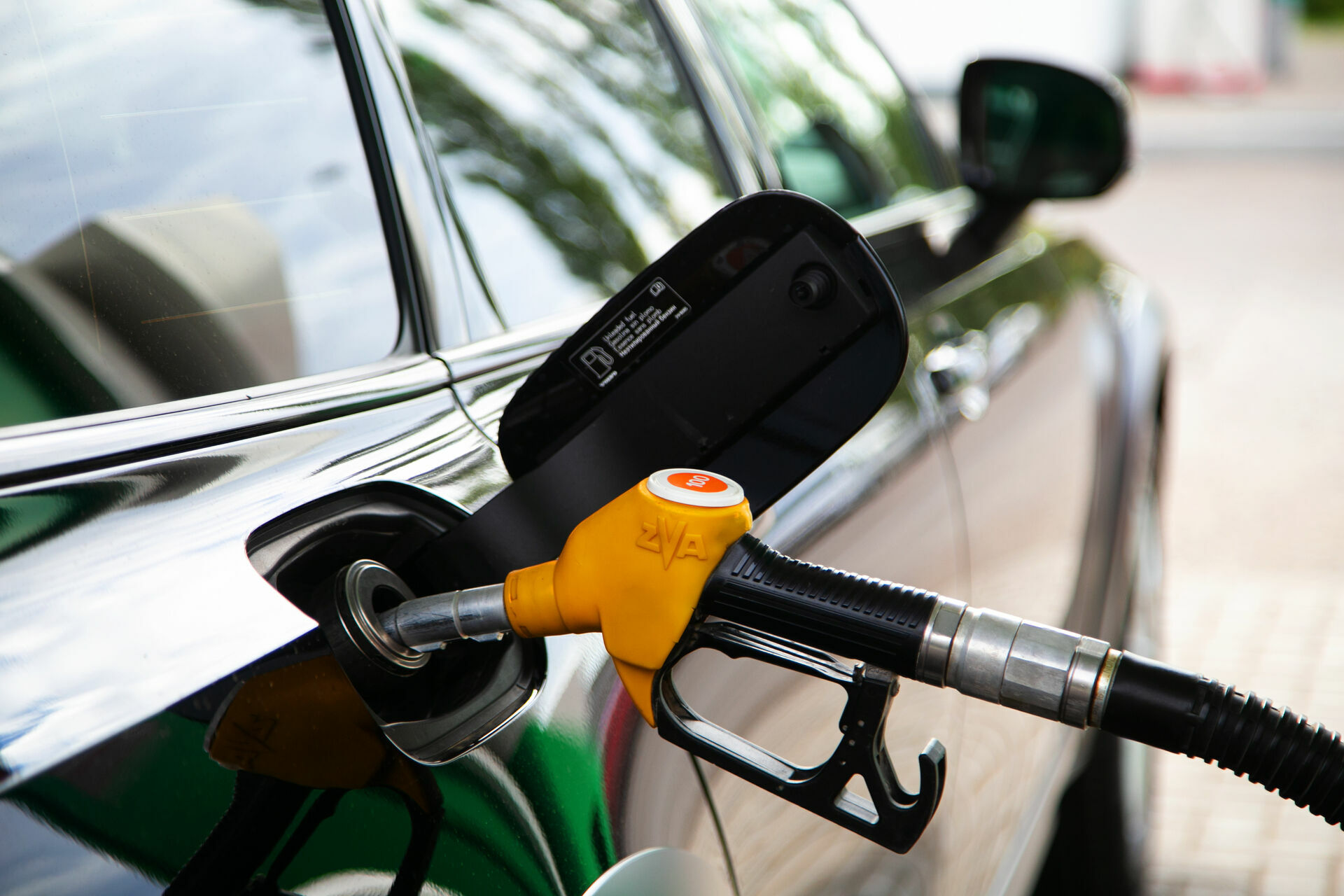 Бензин подскочил в цене с начала года в Карелии