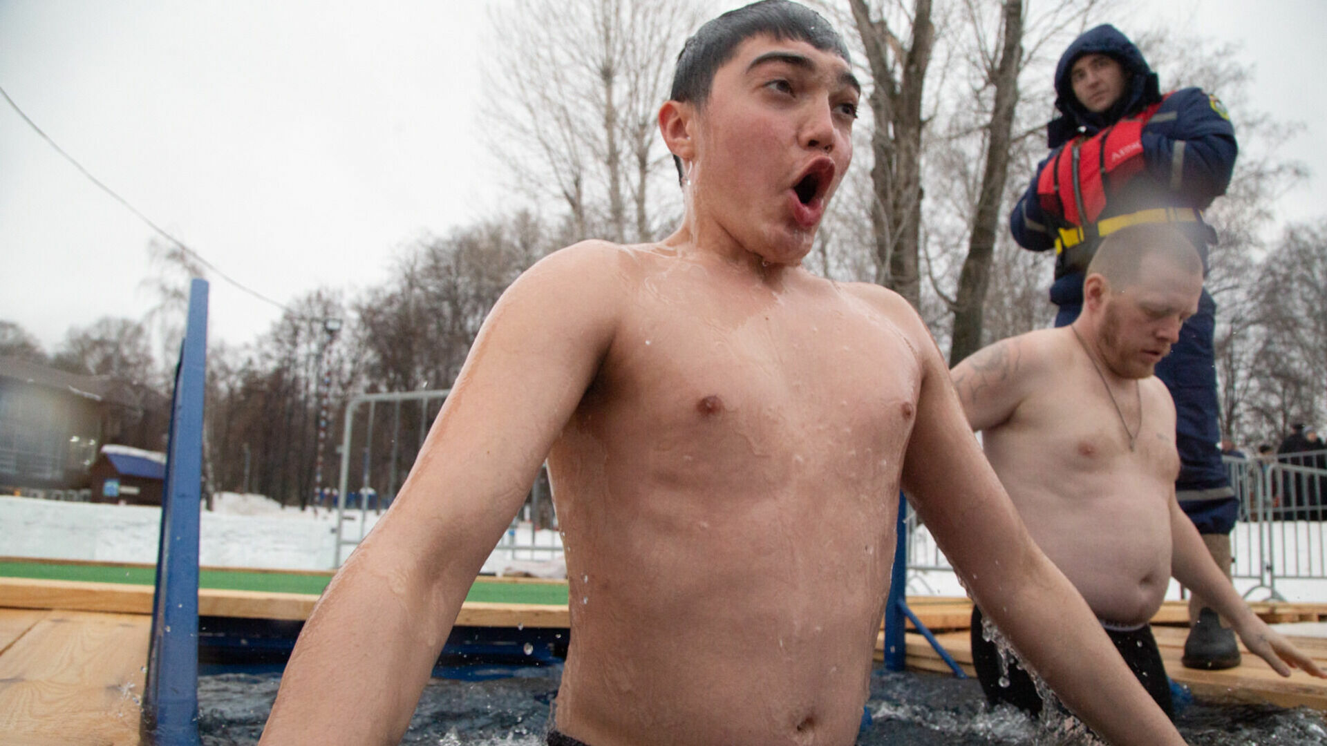 Проруби на Крещение в Петрозаводске: правила купания и меры безопасности