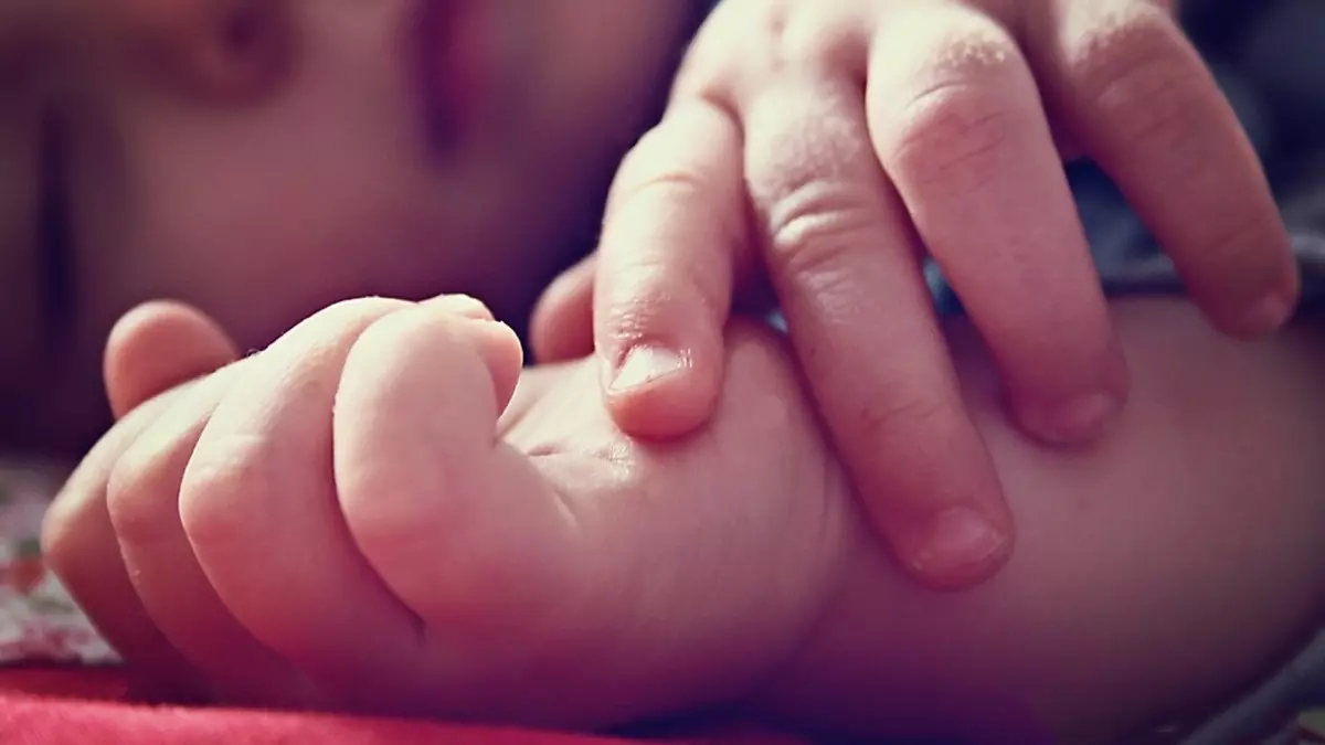 Младенец едва не умер в инфекционной больнице Петрозаводска