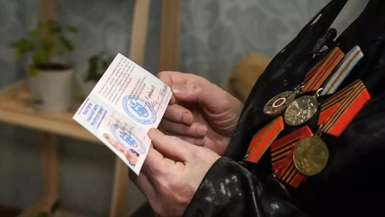 Жительнице Петрозаводска вернули удостоверение узницы концлагеря