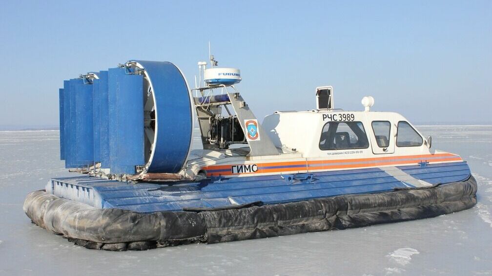 Корабль разрушит молодой лед: петрозаводчан попросили не выходить на лед